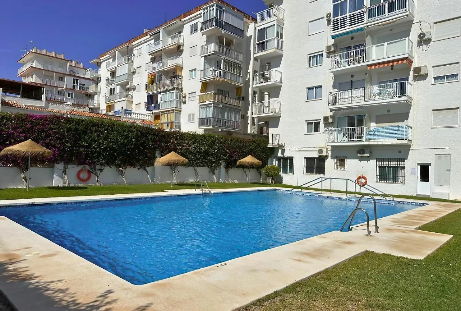 Torrecilla Apartamento Con Vistas Al Mar Y Piscina Nerja 0*,  Spain